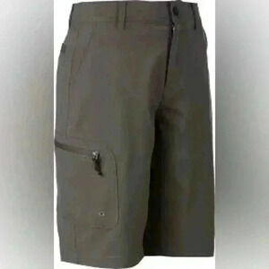 Magellan Outdoors Boys' Falcon Lake Hybrid Fishing Shorts